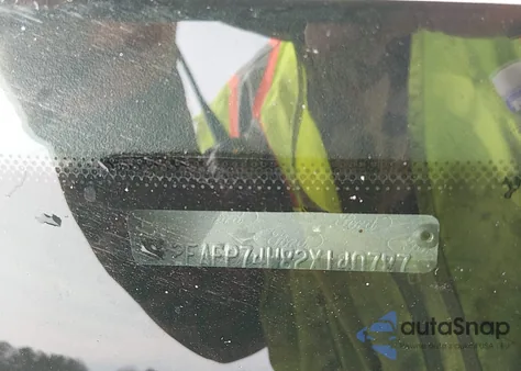 2002 Ford Crown Victoria Lx z USA, uszkodzony, nr VIN 2FAFP74W82X140787